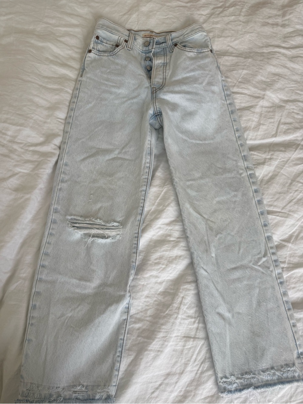 Levi’s Ribcage straight ankle jeans